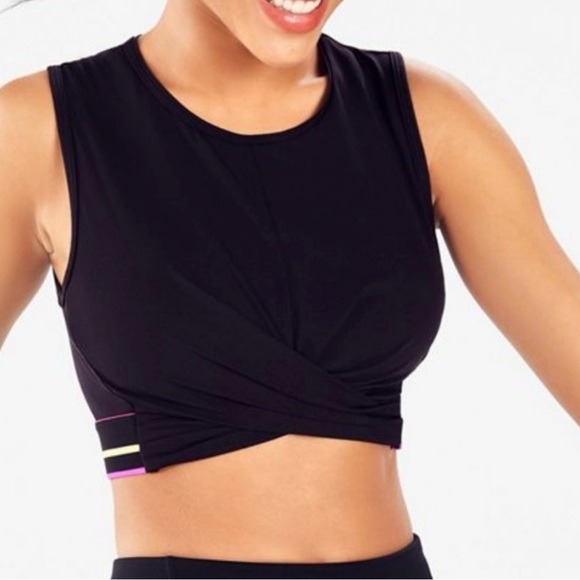 Fabletics Tops - Fabletics Pia Powertouch Light twist front crop tank S